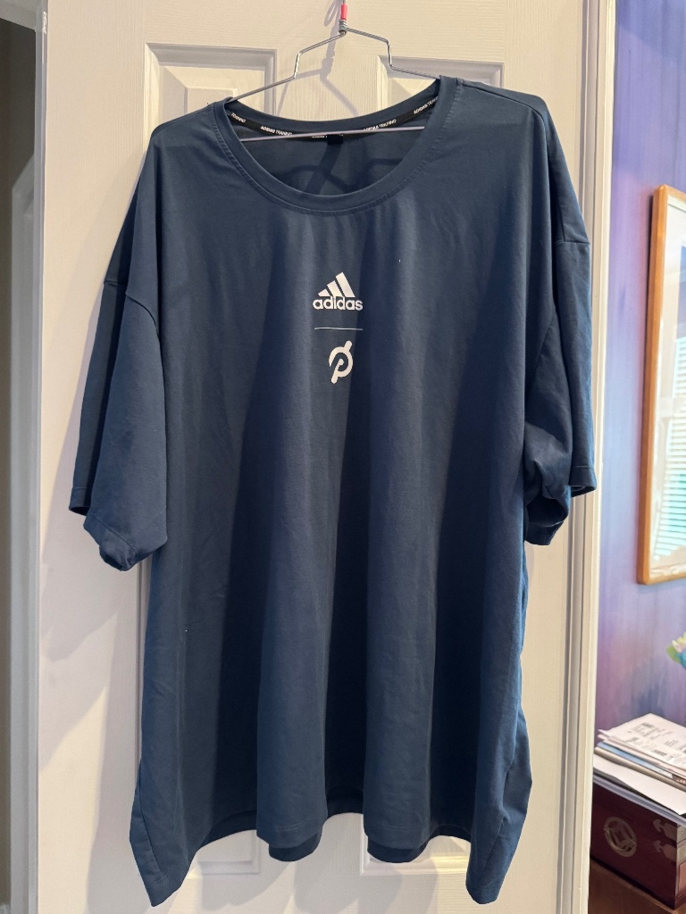 Men’s adidas t-shirt, XXL, navy with graphic peloton on back